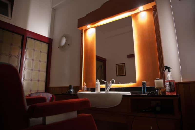 saletta-vip-barberia-tradizionale-roma saletta-vip-barberia-tradizionale-roma