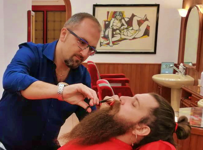 come farsi crescere la barba